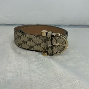 MICHAEL Michael Kors Tan and Gold Belt Elegant Accessory